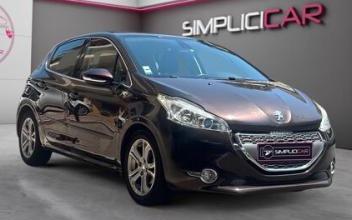 Peugeot 208 Cannes