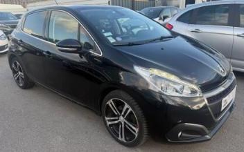 Peugeot 208 La-Courneuve
