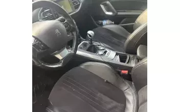 Peugeot 308 Saint-Mandé