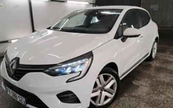 Renault clio v Neuvy