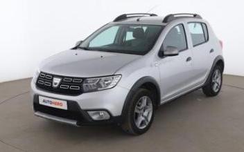 Dacia sandero Issy-les-Moulineaux
