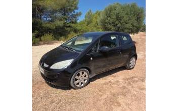 Mitsubishi colt La-Cadière-d'Azur