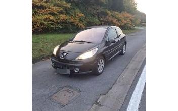 Peugeot 207 Nouzonville