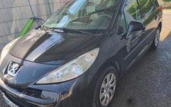 Peugeot 207 sw Salon-de-Provence