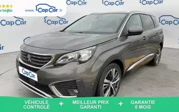 Peugeot 5008 Paris