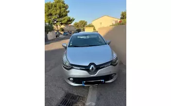 Renault Clio Saint-Mitre-les-Remparts