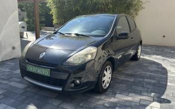 Renault Clio Le-Ban-Saint-Martin