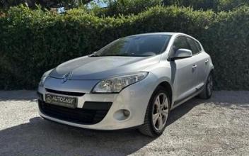 Renault megane Sarrians