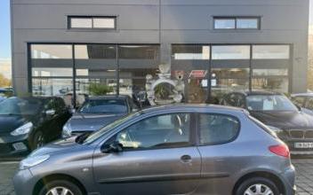 Peugeot 206+ Nouvoitou