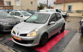 Renault clio iii Le-Blanc-Mesnil