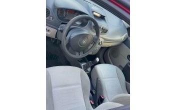 Renault clio iii Carquefou