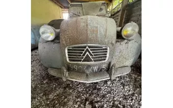 Citroen 2CV Moigny-sur-Ecole
