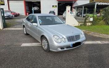 Mercedes classe e Beauvais-sur-Matha