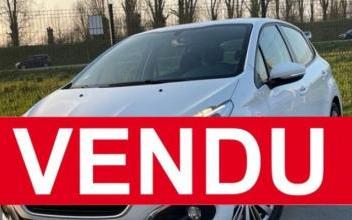 Peugeot 208 La-Chapelle-d'Armentières
