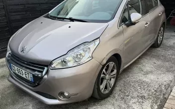 Peugeot 208 Saint-Denis