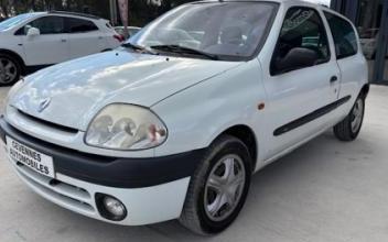 Renault clio ii Vézénobres