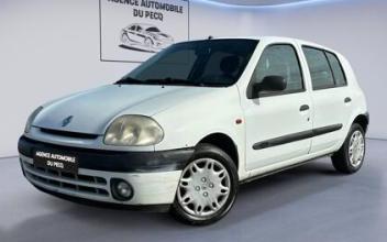 Renault clio ii Le-Pecq