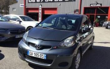 Toyota aygo La-Bâthie