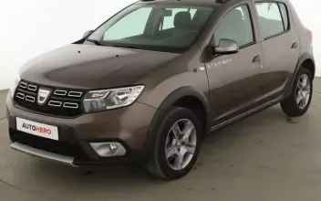 Dacia Sandero Issy-les-Moulineaux