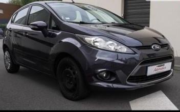 Ford fiesta Le-Lion-d'Angers