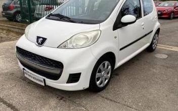 Peugeot 107 Les-Essarts-le-Roi