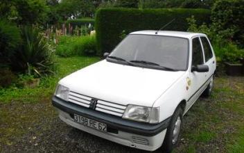 Peugeot 205 La-Couture
