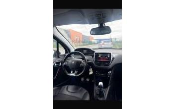 Peugeot 208 Beaumont-sur-Oise