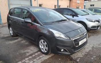 Peugeot 5008 Saint-Genis-Pouilly