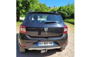Dacia sandero Domecy-sur-Cure