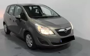 Opel Meriva Saint-André-de-Corcy