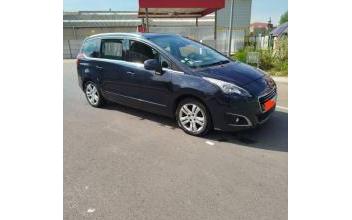Peugeot 5008 Sainte-Marie-Kerque