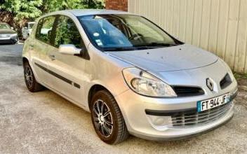 Renault clio Lisses