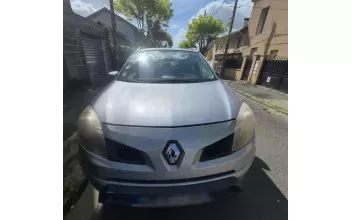 Renault Koleos Stains