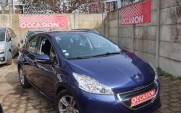 Peugeot 208 Châtillon