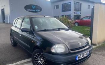 Renault clio ii Chantilly