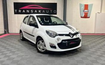 Renault twingo ii La-Chapelle-des-Fougeretz