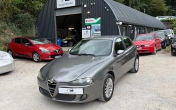 Alfa-romeo 147 Sathonay-Camp