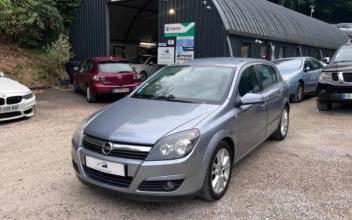 Opel Astra Sathonay-Camp
