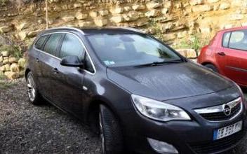 Opel astra Villeneuve-de-Berg