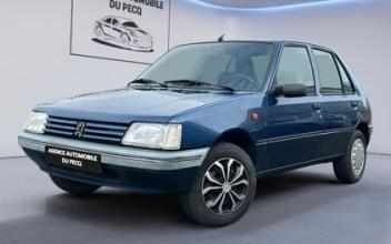 Peugeot 205 Le-Pecq