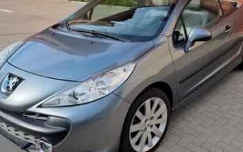 Peugeot 207 cc Le-Poiré-sur-Vie
