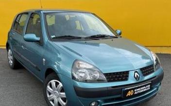 Renault clio ii Puy-Guillaume