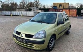 Renault clio ii Montry