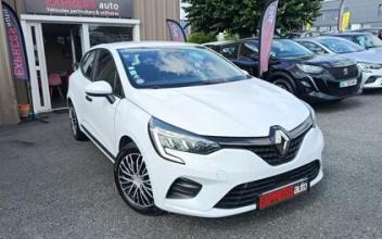 Renault clio v Fleury-les-Aubrais