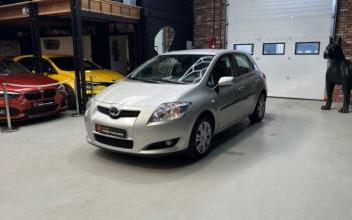 Toyota Auris Saint-Ouen-l'Aumône