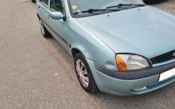 Ford fiesta Coignières