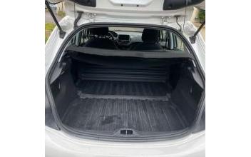 Peugeot 208 Saint-Maximin