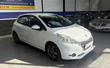 Peugeot 208 La-Courneuve