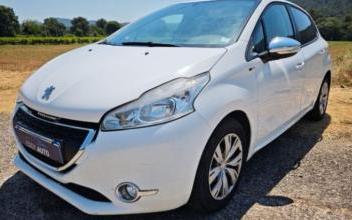 Peugeot 208 Brignoles