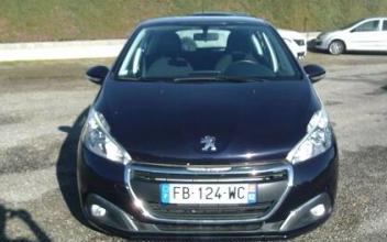 Peugeot 208 Saint-Nauphary